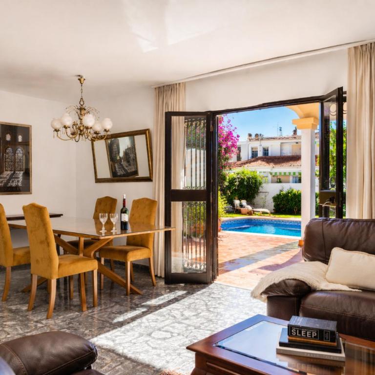 Ref 325 Villa Elena - Villa con piscina privada - 9