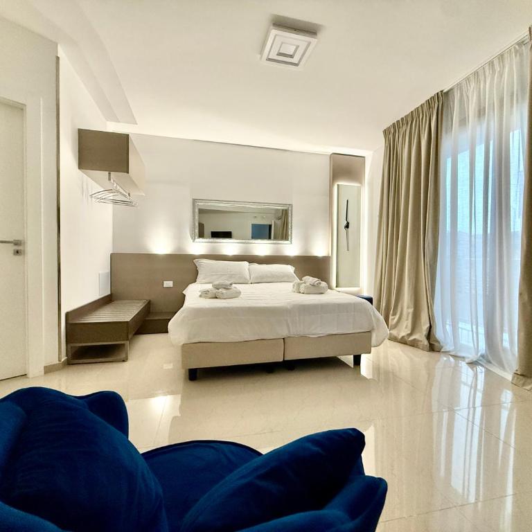 Blu Celeste, Casa Indipendente 6 pax e terrazzo - Three-Bedroom Apartment - 8