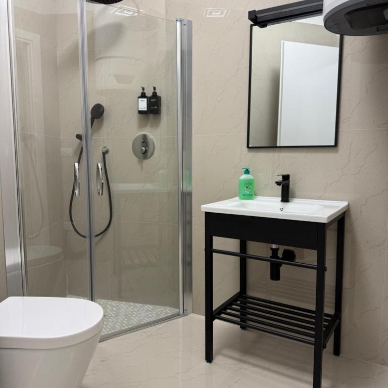 Blu Celeste, Casa Indipendente 6 pax e terrazzo - Three-Bedroom Apartment - 12
