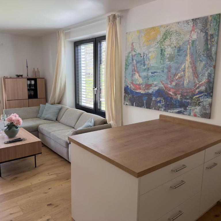 Aussichtsstraße - Wunderschön renoviertes Einfamilienhaus in See- und Stadtnähe - Haus mit 2 Schlafzimmern - 5