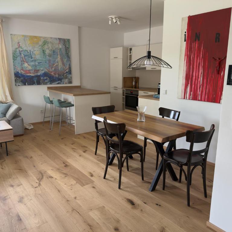 Aussichtsstraße - Wunderschön renoviertes Einfamilienhaus in See- und Stadtnähe - Haus mit 2 Schlafzimmern - 7