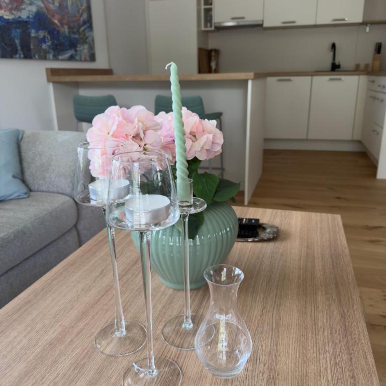 Aussichtsstraße - Wunderschön renoviertes Einfamilienhaus in See- und Stadtnähe - Haus mit 2 Schlafzimmern - 42