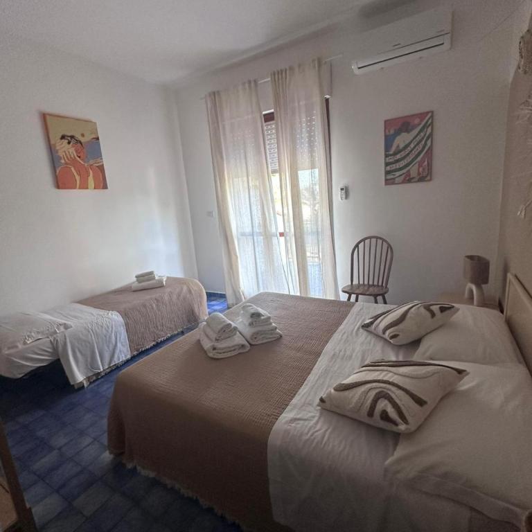 Nido Colorato B&B - Camera Tripla Deluxe con Vista Mare - 4