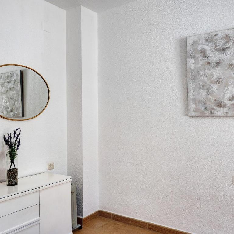 Casacuéntame - Two-Bedroom Deluxe Apartment with Balcony - 14