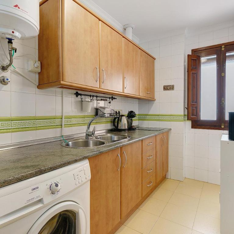 Downtown The Jerónimos Suite Free - Superior One-Bedroom Apartment - 8
