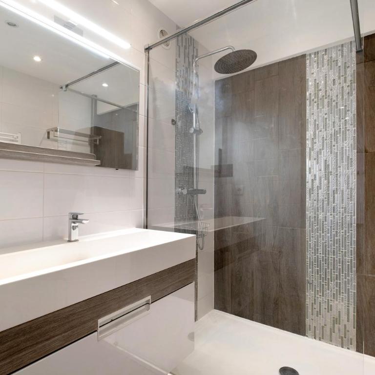 Centre Juan-les-pins Diego Suarez - Appartement 2 Chambres Deluxe avec Balcon - 13