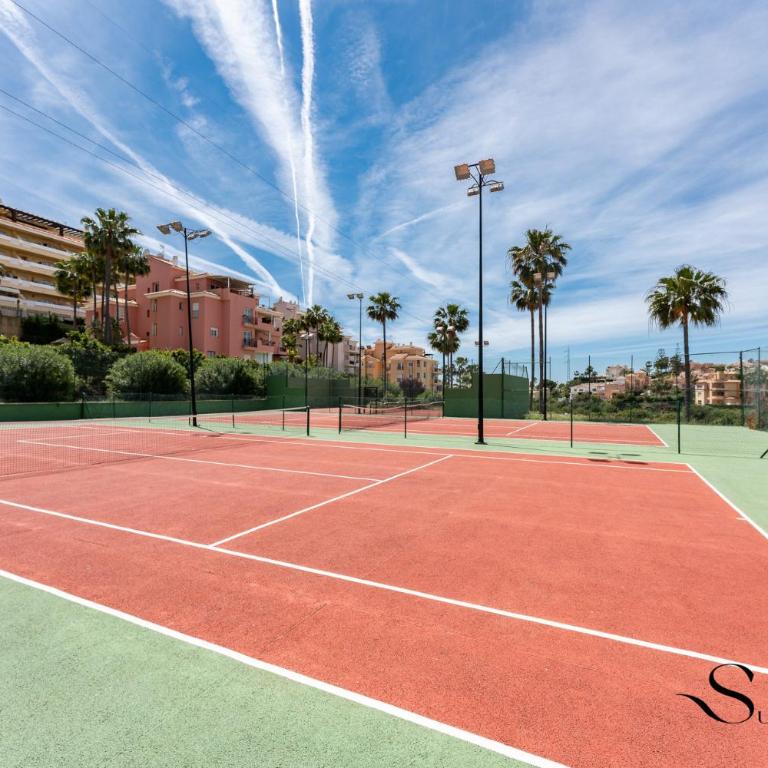 Riviera Paradise, Terrace, Pools & Views REF902 - Apartamento de 2 dormitorios con terraza y vistas al mar - 13