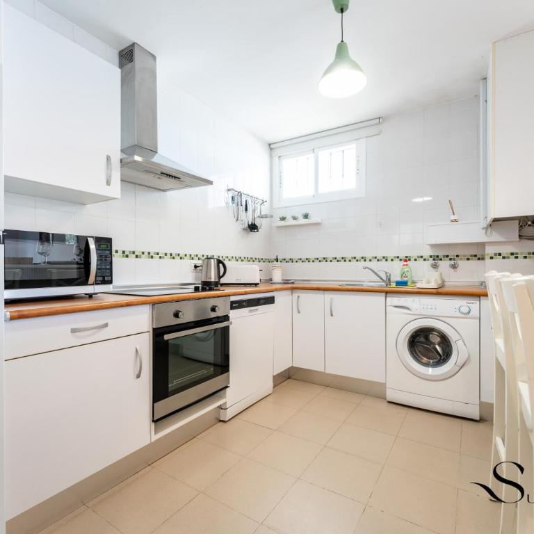 Riviera Paradise, Terrace, Pools & Views REF902 - Apartamento de 2 dormitorios con terraza y vistas al mar - 25