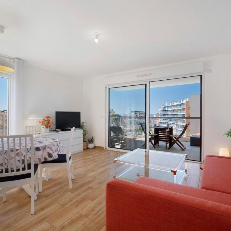 Centre juan les pins 2P pkg Elfira - Superior Apartment with City View - 15