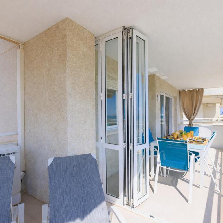 UHC Mar Internum Apartments - Two-Bedroom Apartment with Sea View - 5