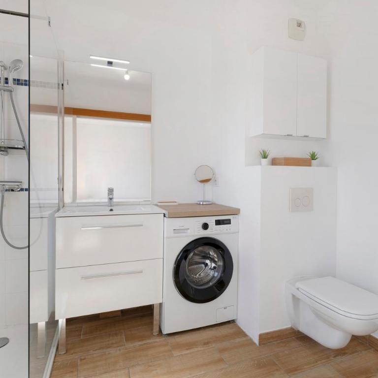 Centre juan les pins 2P pkg Elfira - Superior Apartment with City View - 10