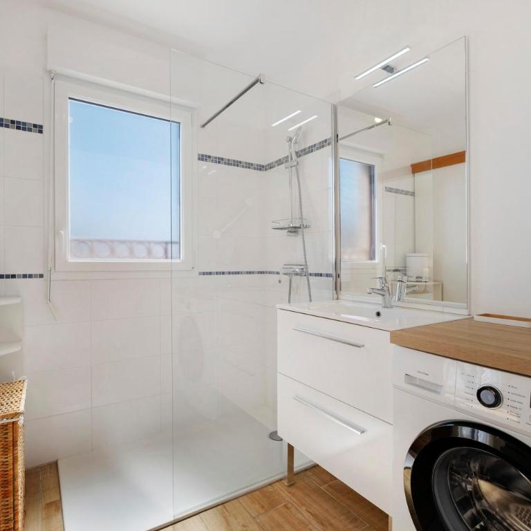Centre juan les pins 2P pkg Elfira - Superior Apartment with City View - 13