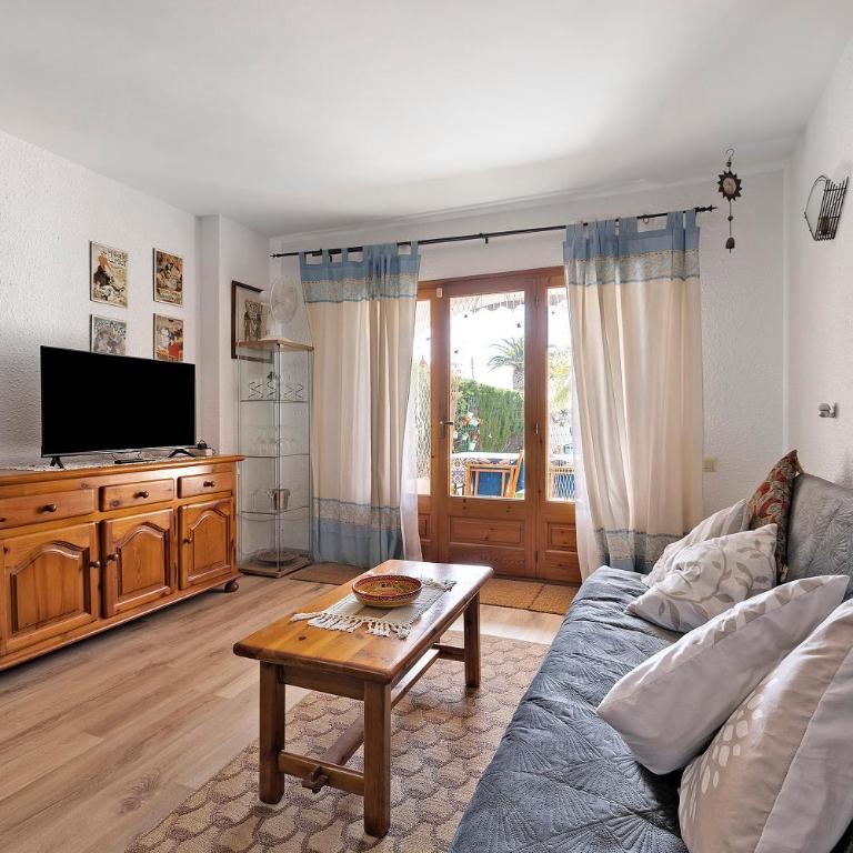 Casa Abril - Apartamento Deluxe de 2 dormitorios con vistas al jardín - 4
