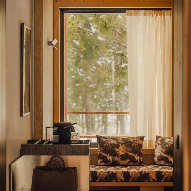 Aethos Hotel Monterosa - Camera Deluxe - 4