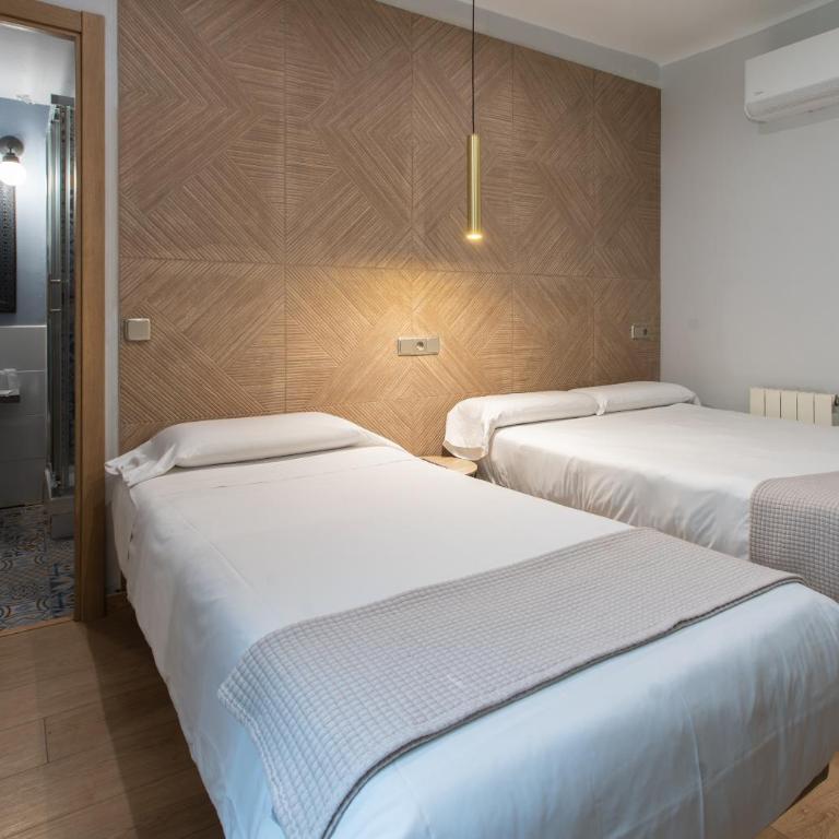 AbraCadabra Suites - Habitación Triple con baño privado - 6