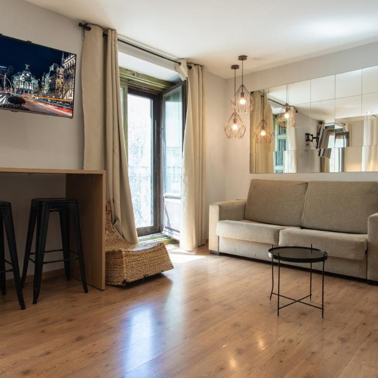 AbraCadabra Suites - Habitación Doble Superior con balcón - 9