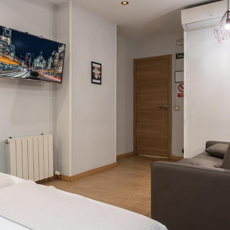 AbraCadabra Suites - Habitación Cuádruple con baño compartido (2-4 adultos) - 9