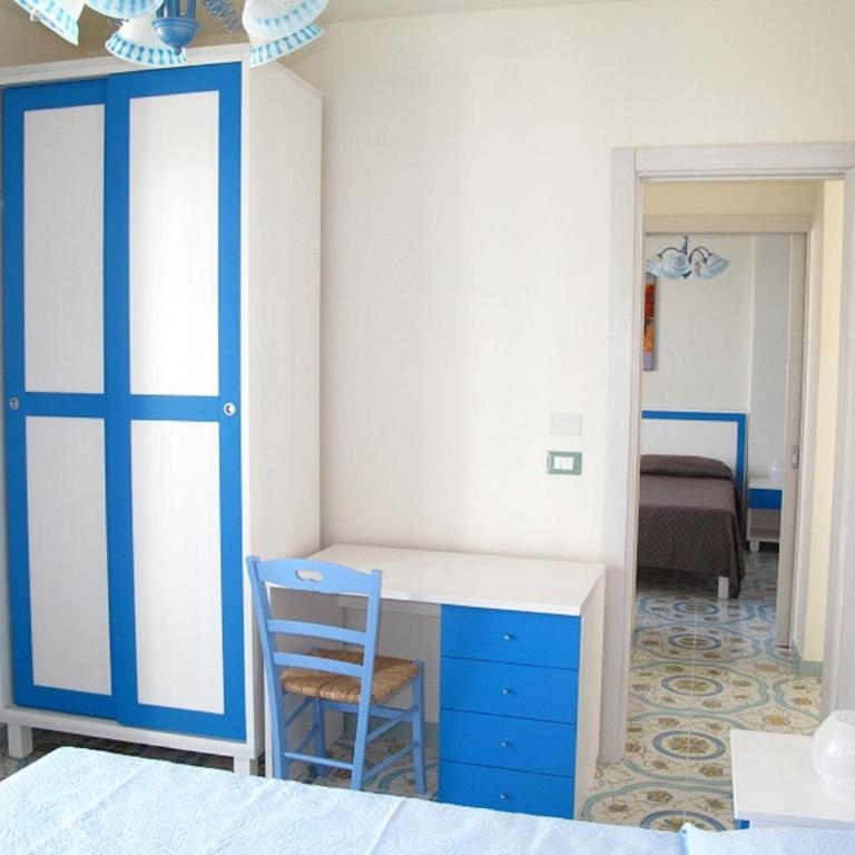 Camere Borgo - Quadruple Room with Private Bathroom - 11