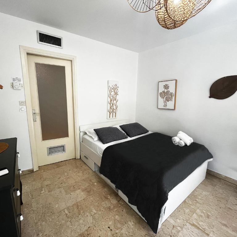 A G Cocon Massenet 2 - Grimaldi - Promenade Des An - Studio Standard - 3