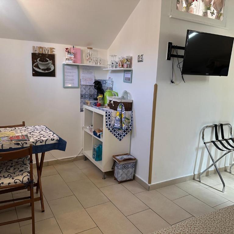 B&B FRAI - Double or Twin Room with Terrace - 5