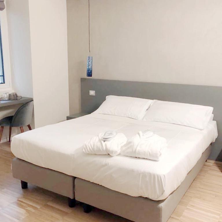 T7 - Economy Double or Twin Room - 1