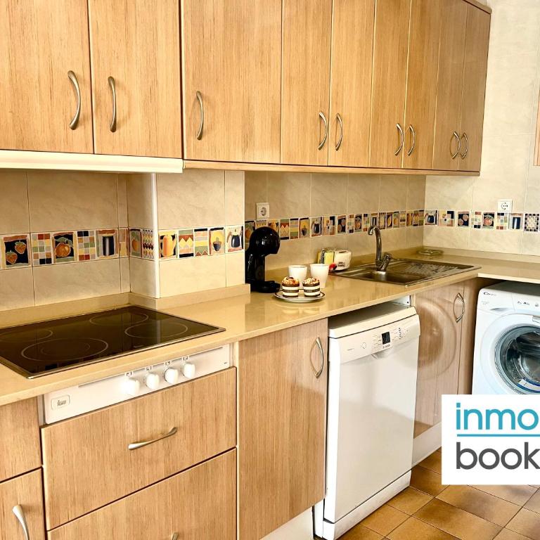 Ebromar Salou Aartment - Three-Bedroom Apartment - 5