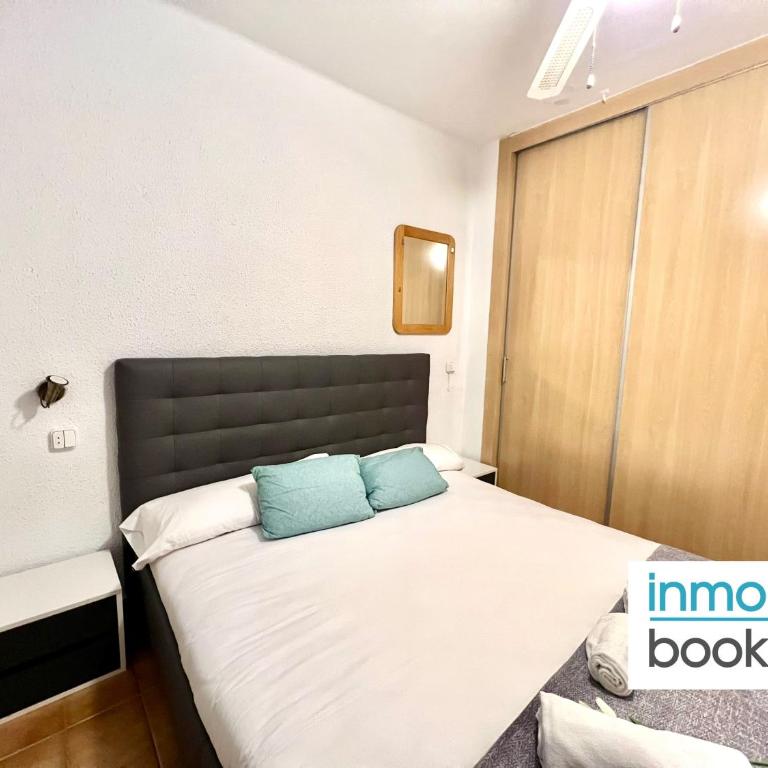 Ebromar Salou Aartment - Three-Bedroom Apartment - 10