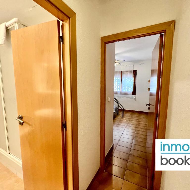 Ebromar Salou Aartment - Three-Bedroom Apartment - 15