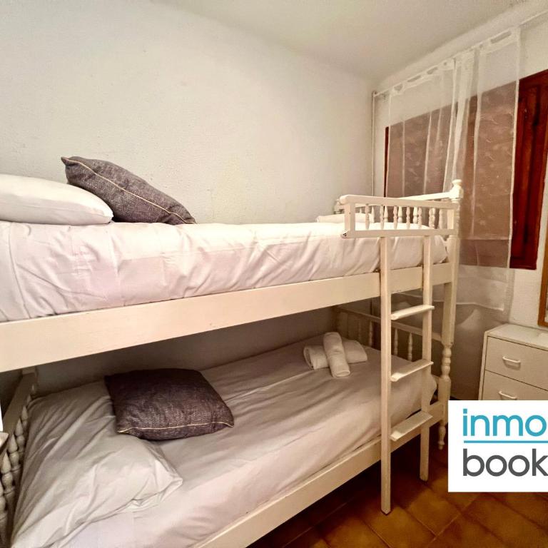 Ebromar Salou Aartment - Three-Bedroom Apartment - 30
