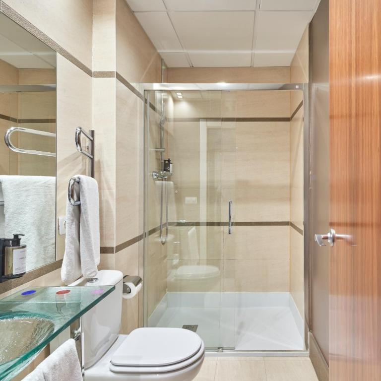 RICE Bulevar - Habitación Triple - 8