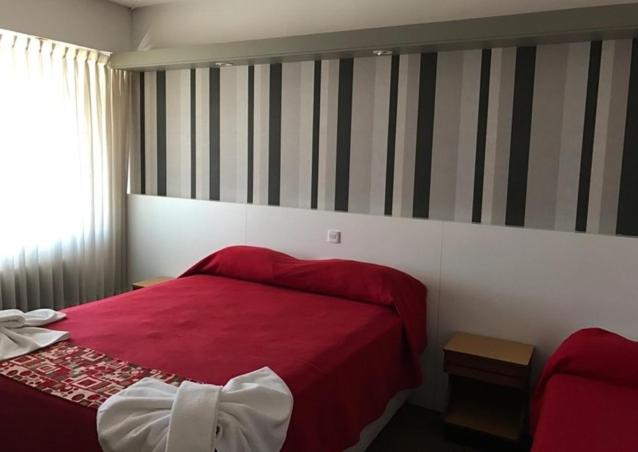Hotel Don Carlos - Triple Room - 1