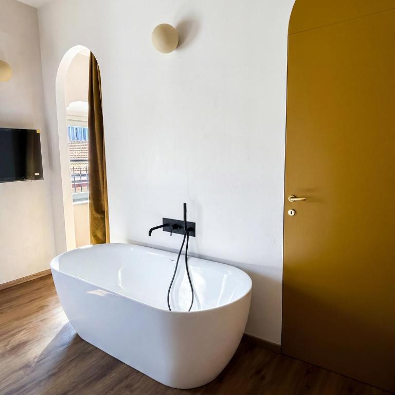 PALAZZO SOLARO Boutique & Luxury Suites - Suite Deluxe - 17
