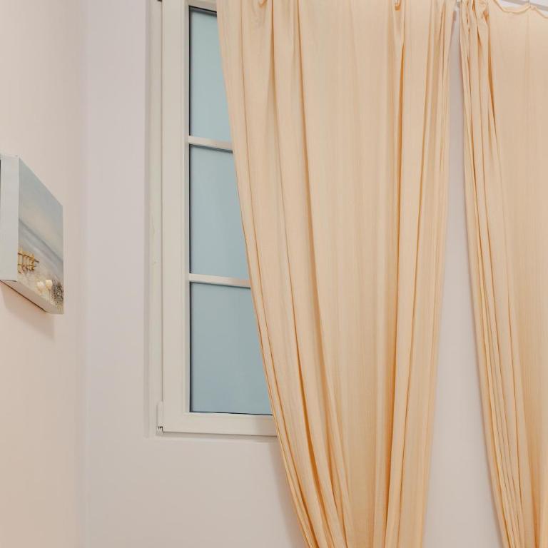Elite Panfili - Single Room with Private External Bathroom - 3