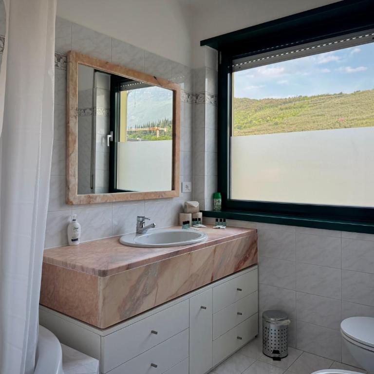 1Dest - Riva Lake Retreat - Appartamento con 3 Camere da Letto e con Balcone - 20