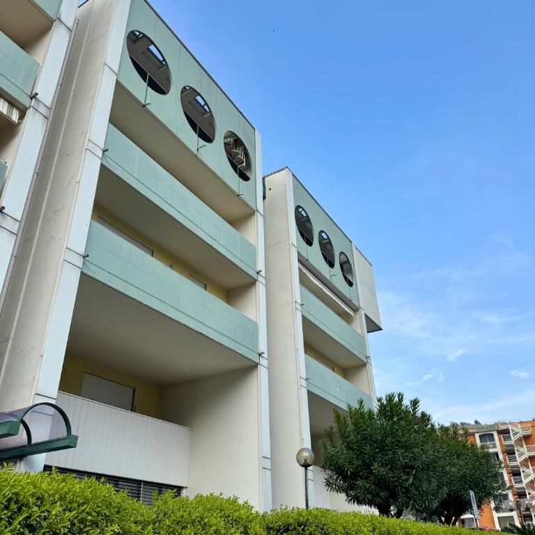 1Dest - Riva Lake Retreat - Appartamento con 3 Camere da Letto e con Balcone - 22