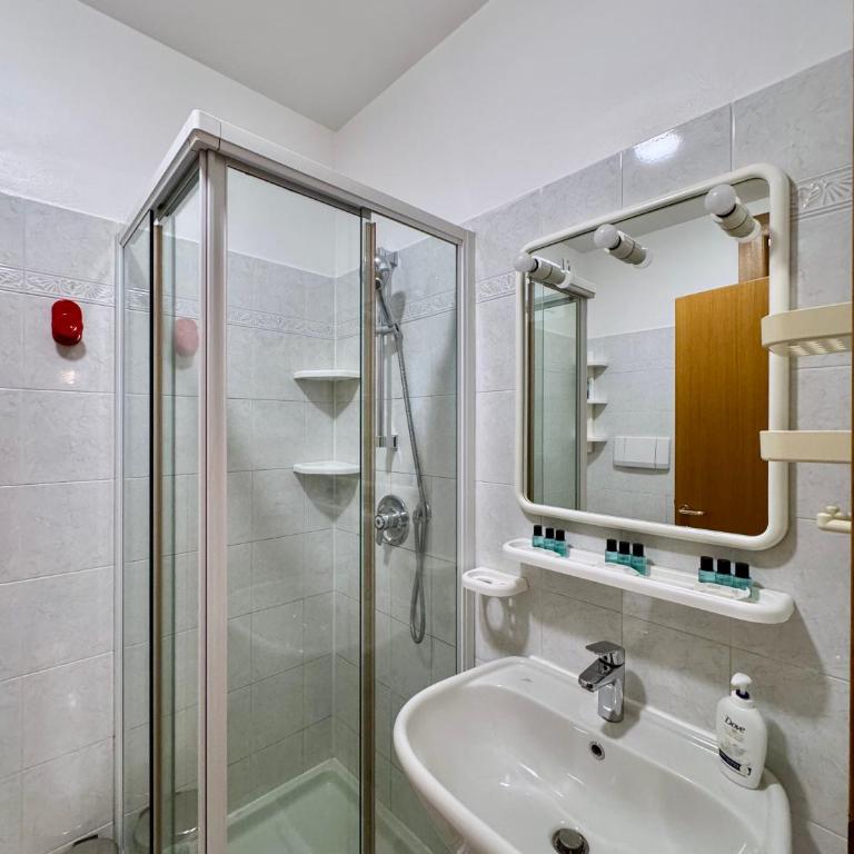 1Dest - Riva Lake Retreat - Appartamento con 3 Camere da Letto e con Balcone - 30