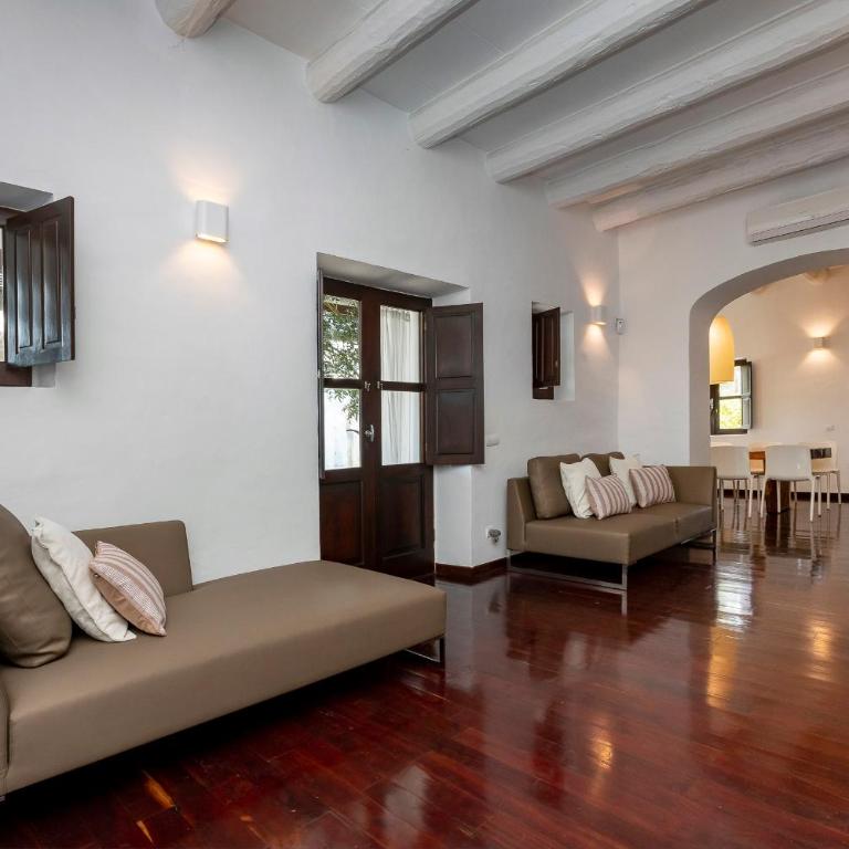 Villa Near Ibiza Town sleeps 12,14 - Villa - 19