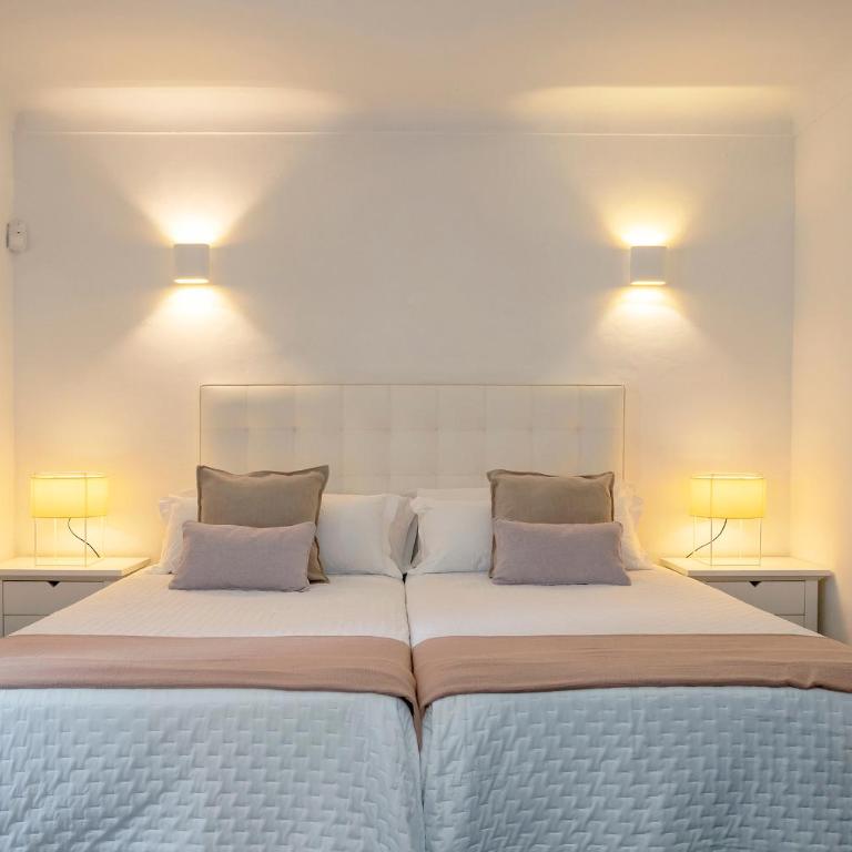 Villa Near Ibiza Town sleeps 12,14 - Villa - 35
