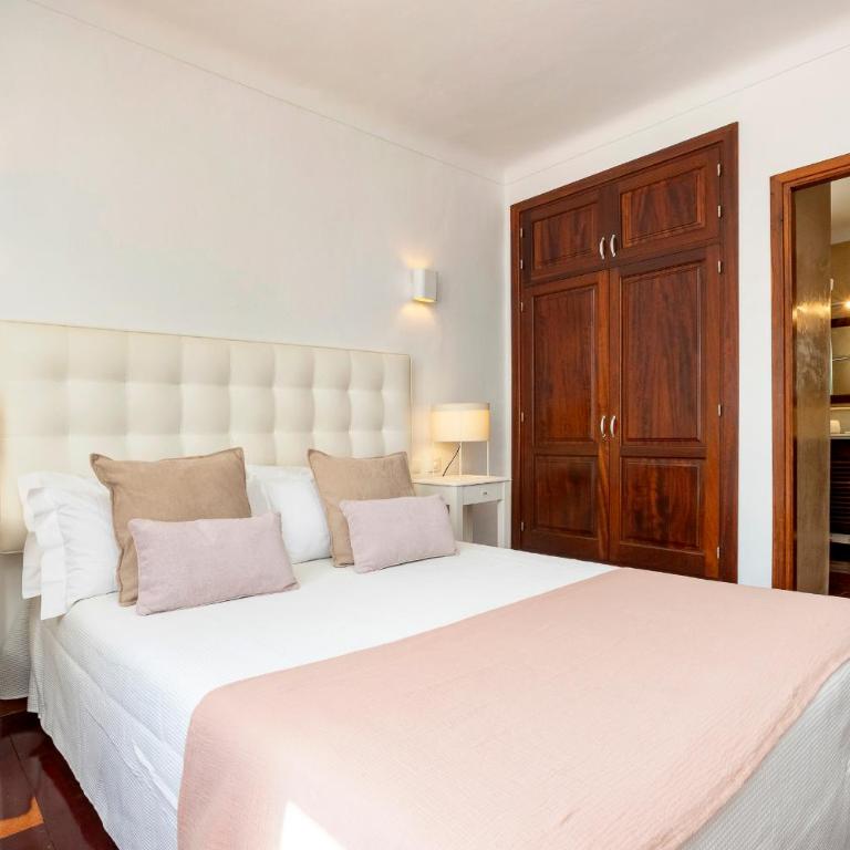 Villa Near Ibiza Town sleeps 12,14 - Villa - 65