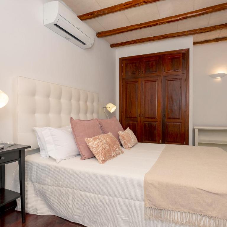 Villa Near Ibiza Town sleeps 12,14 - Villa - 74