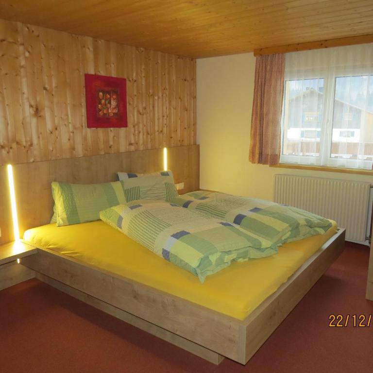 Ferienwohnung Birgit - Apartment mit 4 Schlafzimmern - 1