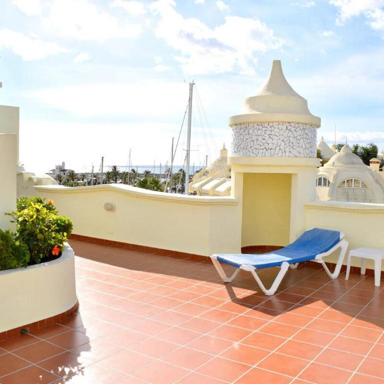 Cozy corner 2 bed apartment Island Puerto Marina - Apartamento - 35