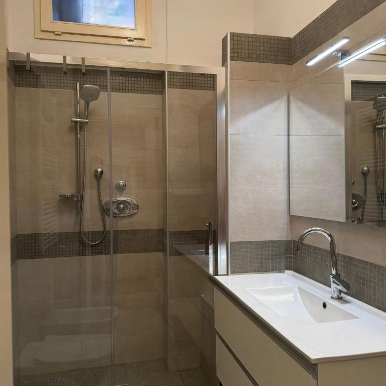 Elegance & Design In The Historic Center - One-Bedroom Apartment - 7