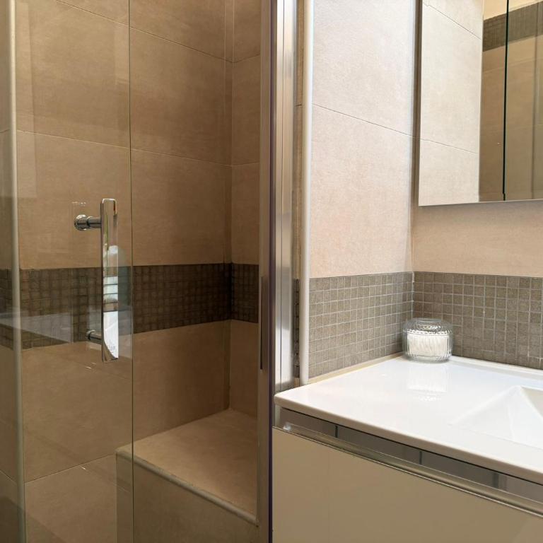 Elegance & Design In The Historic Center - One-Bedroom Apartment - 19