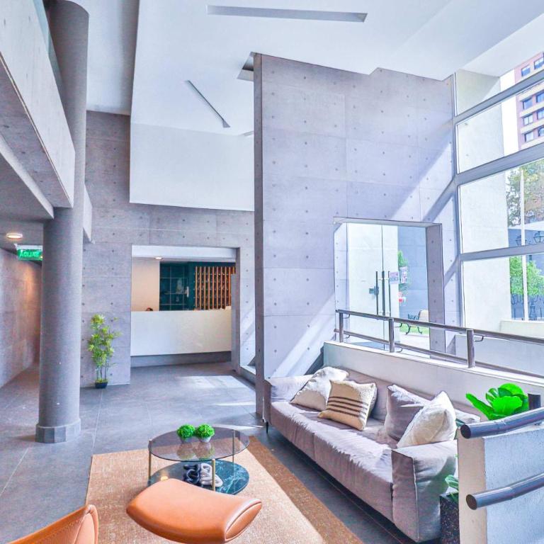 HOM I Wifi AireAcon Parking Gym Piscina Metro - Apartment - 10