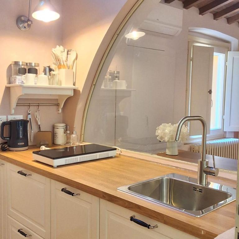 Sky Loft La Melissa - Pisa Center - One-bedroom Loft Apartment - 12