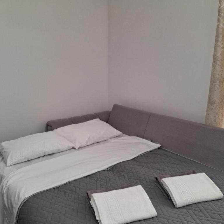 Sea & Relax Bečići - One-Bedroom Apartment - 4