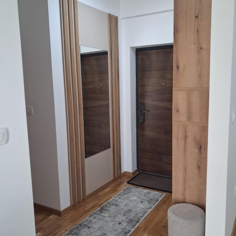 Sea & Relax Bečići - One-Bedroom Apartment - 17