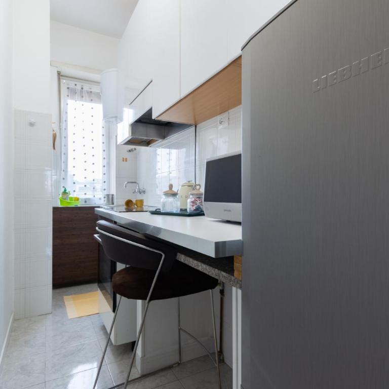 Enchanting Navigli Base - Appartamento con 2 Camere da Letto - 12