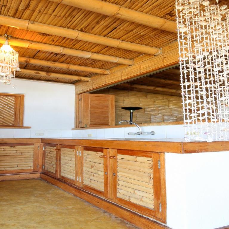 Casitas Pacificas - Three-Bedroom House - 4